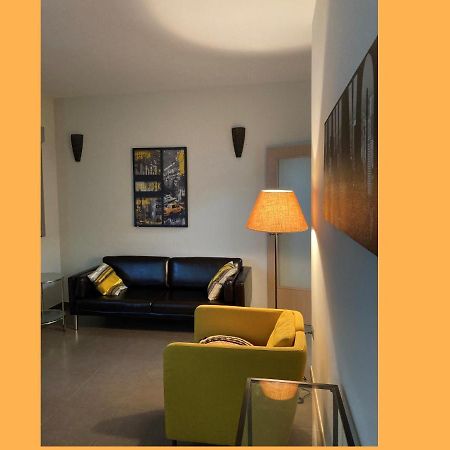 Stunning 2-Bed Apartment In Pego Kültér fotó